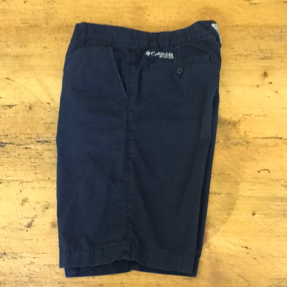 Boys Columbia PFG Navy shorts